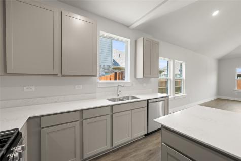 6728 Rockshire Fort Worth TX 76123