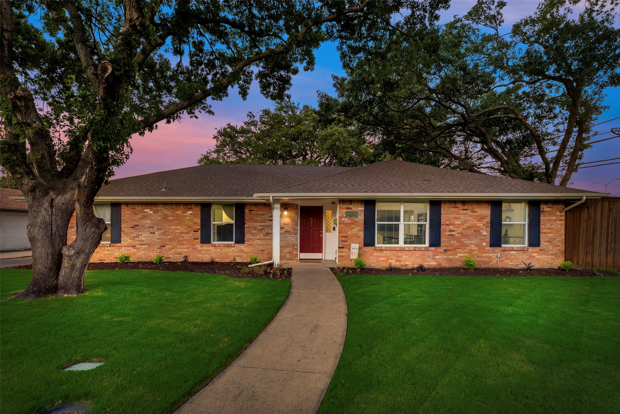 10010 Spokane Circle Dallas TX 75229