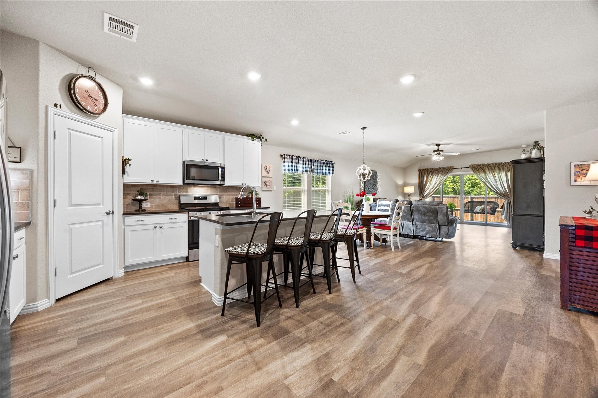 209 Maverick Court Lavon TX 75166