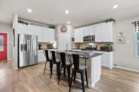 209 Maverick Court Lavon TX 75166