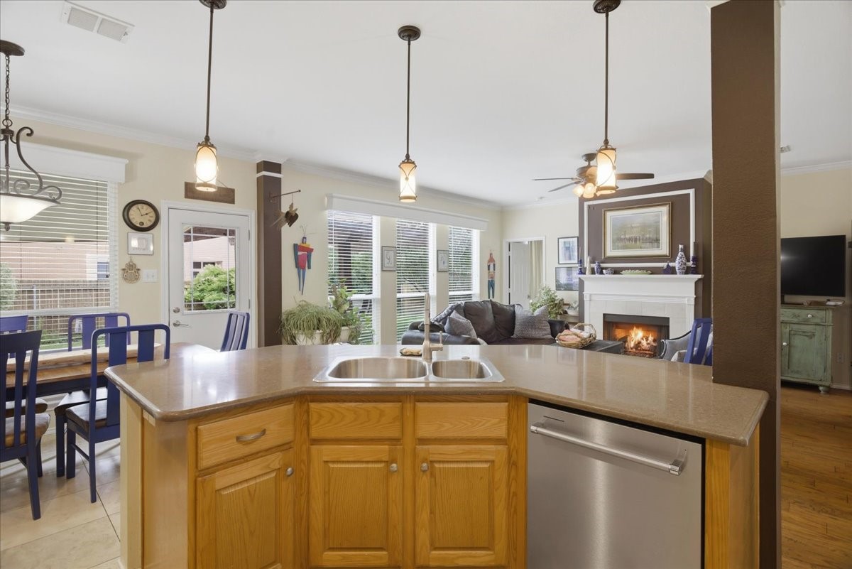 6801 Briarwood Drive Fort Worth TX 76132