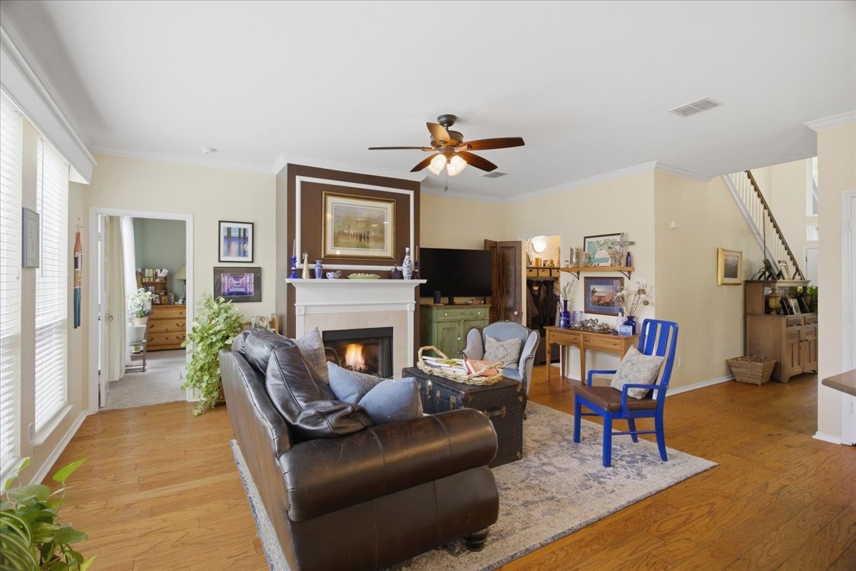 6801 Briarwood Drive Fort Worth TX 76132