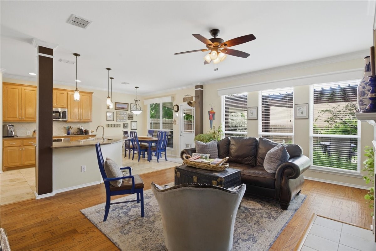 6801 Briarwood Drive Fort Worth TX 76132