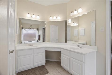 6801 Briarwood Drive Fort Worth TX 76132