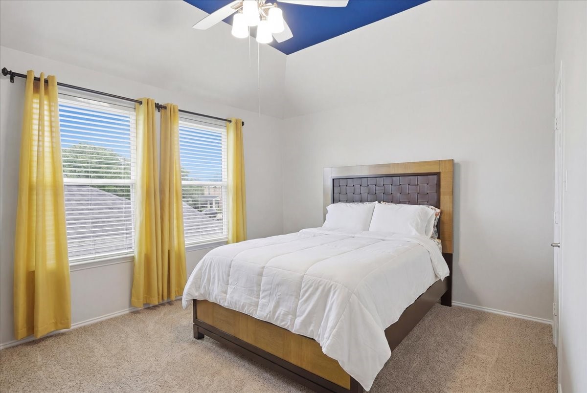 6801 Briarwood Drive Fort Worth TX 76132