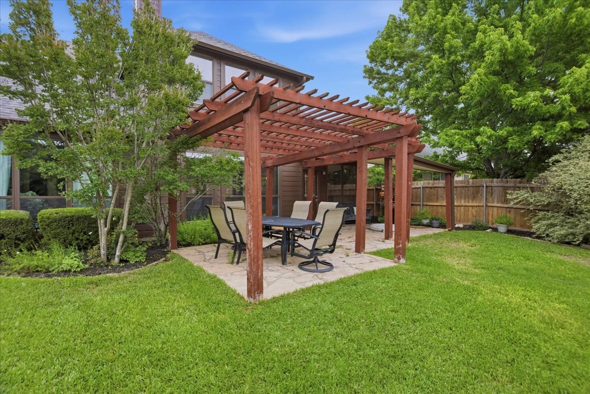 6801 Briarwood Drive Fort Worth TX 76132