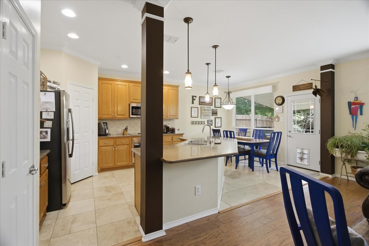 6801 Briarwood Drive Fort Worth TX 76132