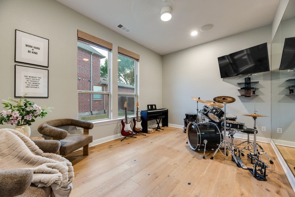 3413 Maplewood Drive Mckinney TX 75071