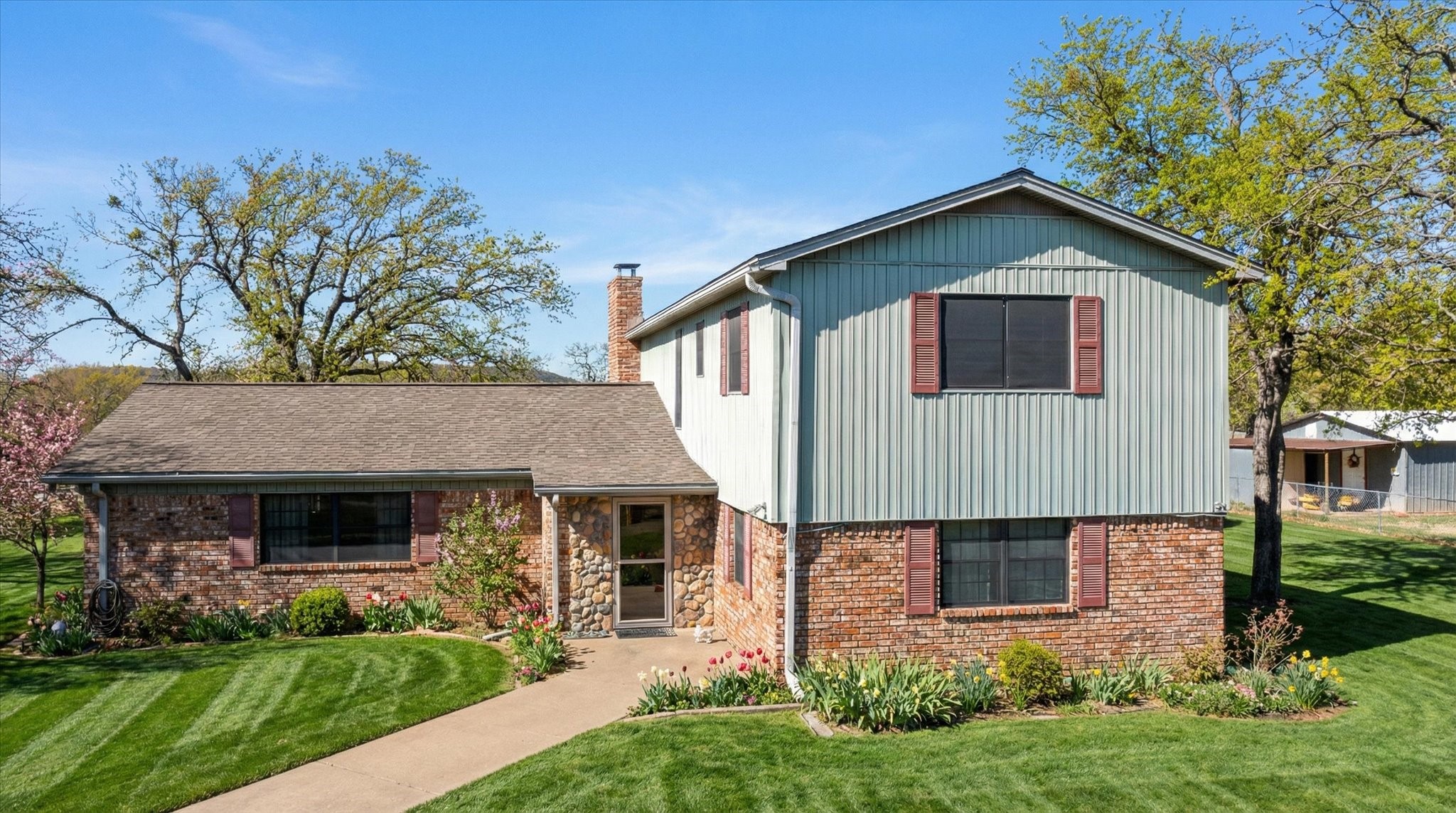 393 Kennon Circle Palo Pinto TX 76484