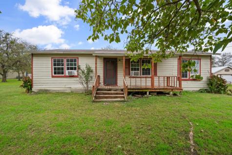 411 N Wyrick Street Frost TX 76641