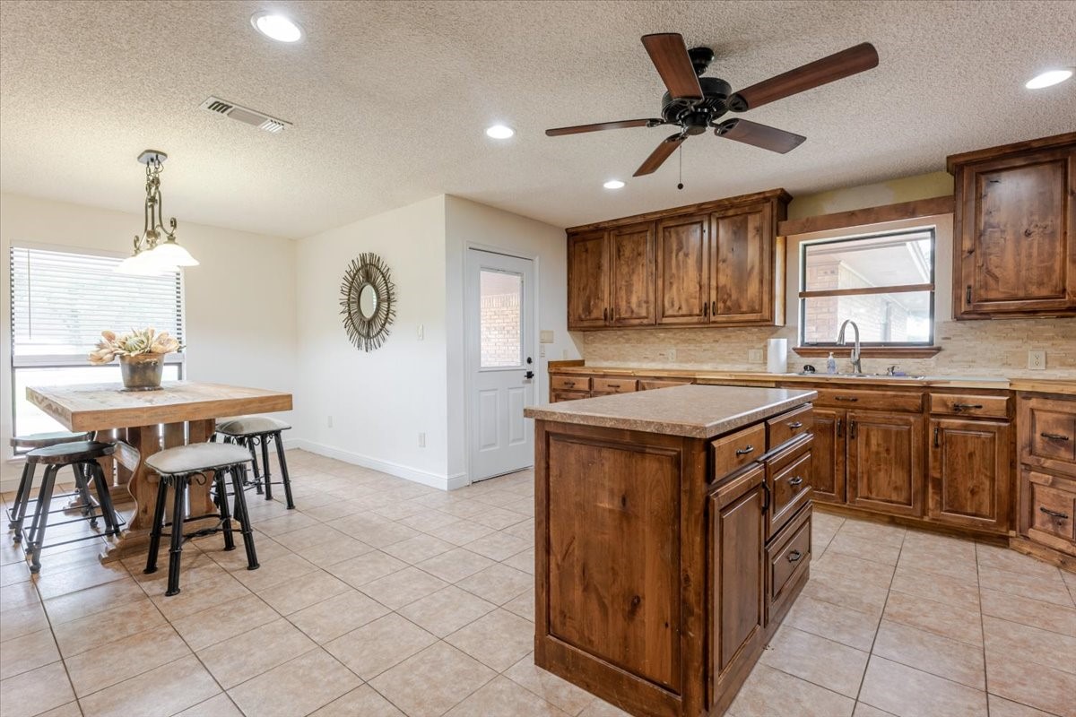 606 Grindstone Road Brock TX 76087