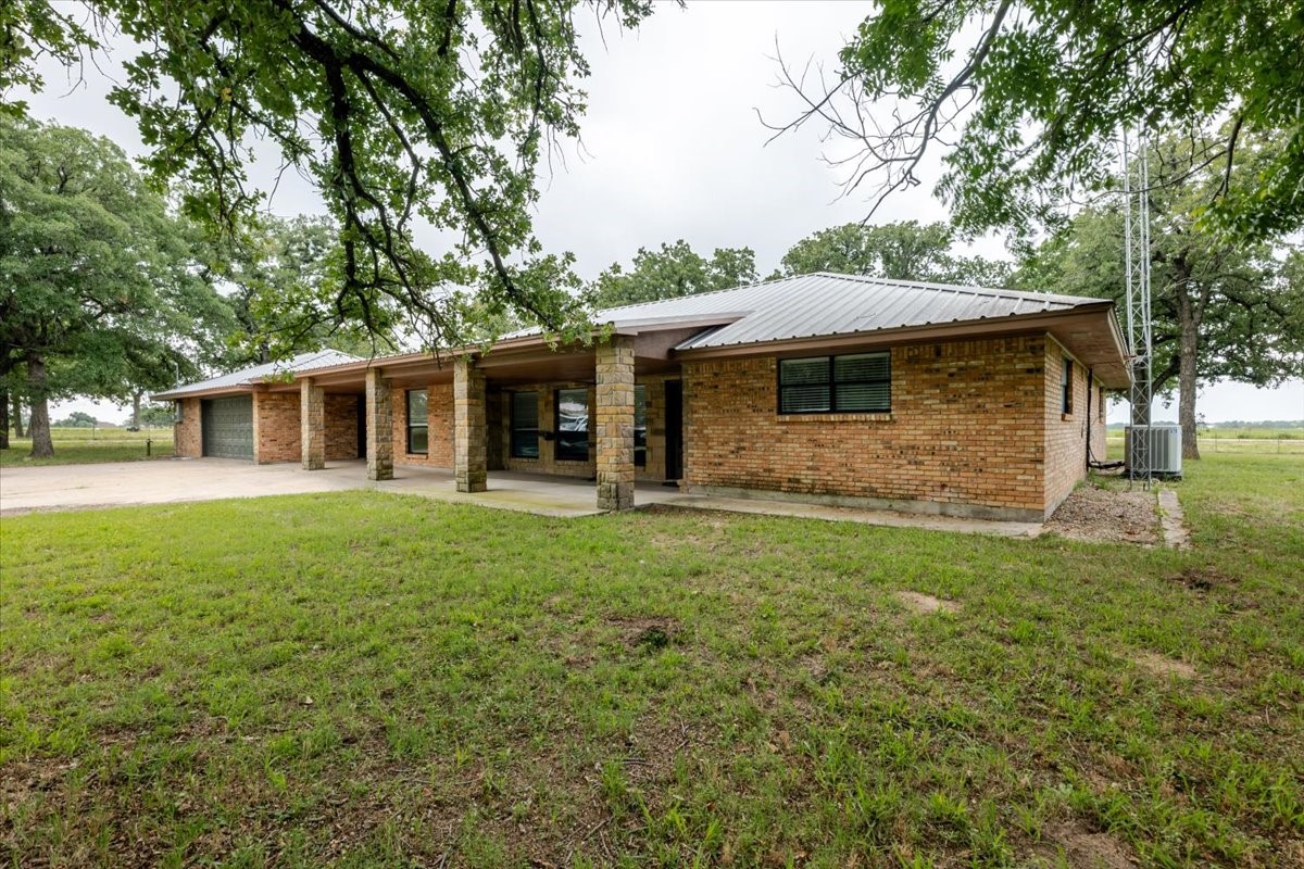 606 Grindstone Road Brock TX 76087