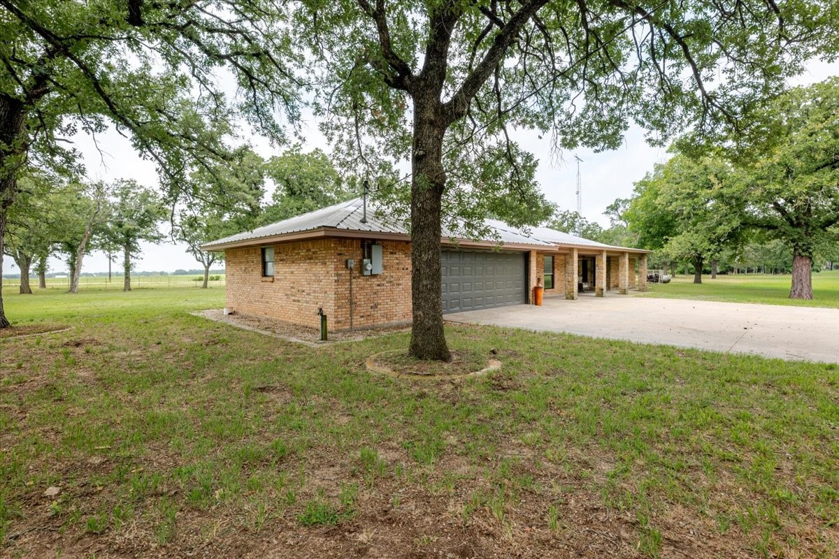 606 Grindstone Road Brock TX 76087