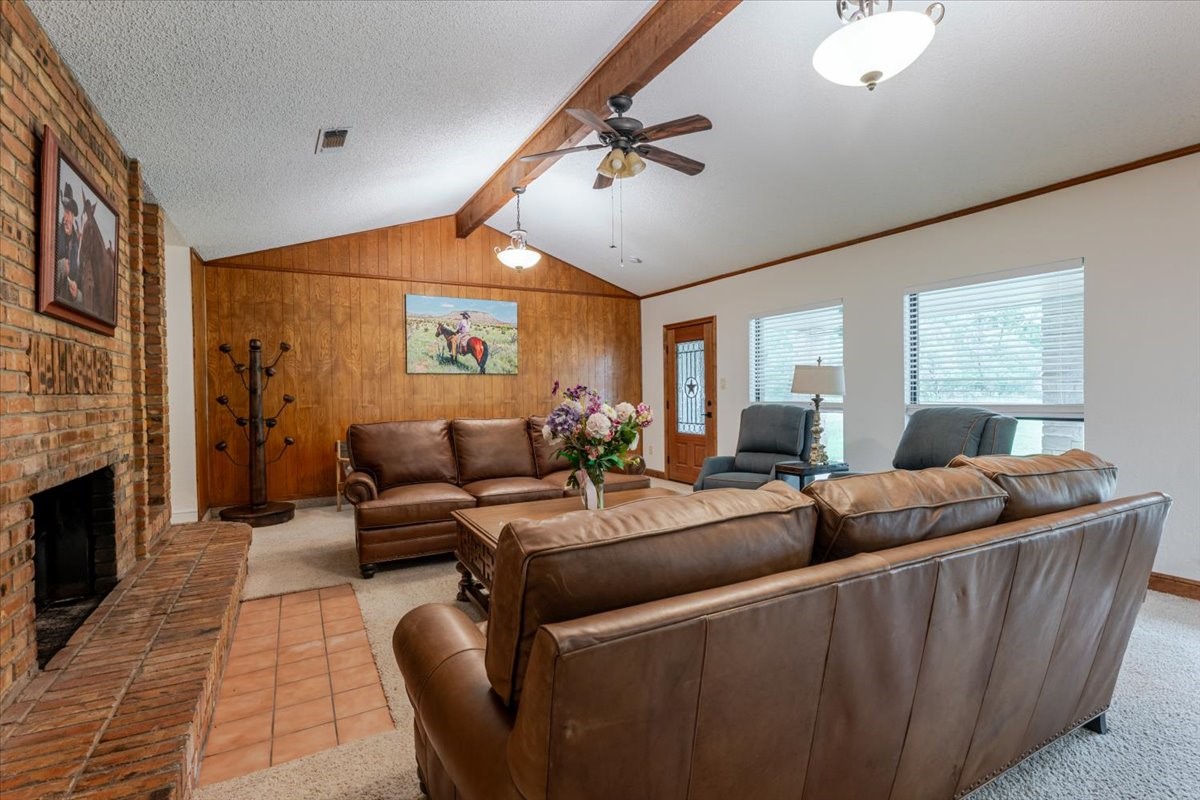 606 Grindstone Road Brock TX 76087