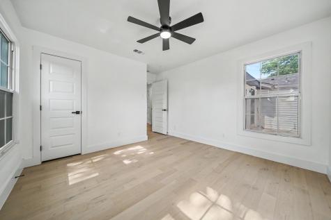 301 Buhler Drive Garland TX 75040
