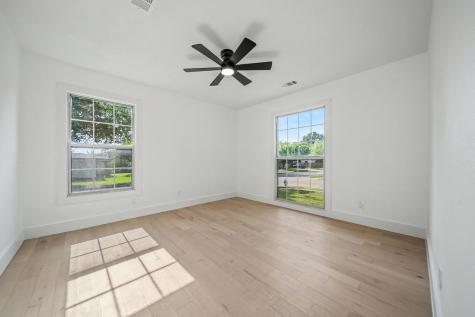 301 Buhler Drive Garland TX 75040
