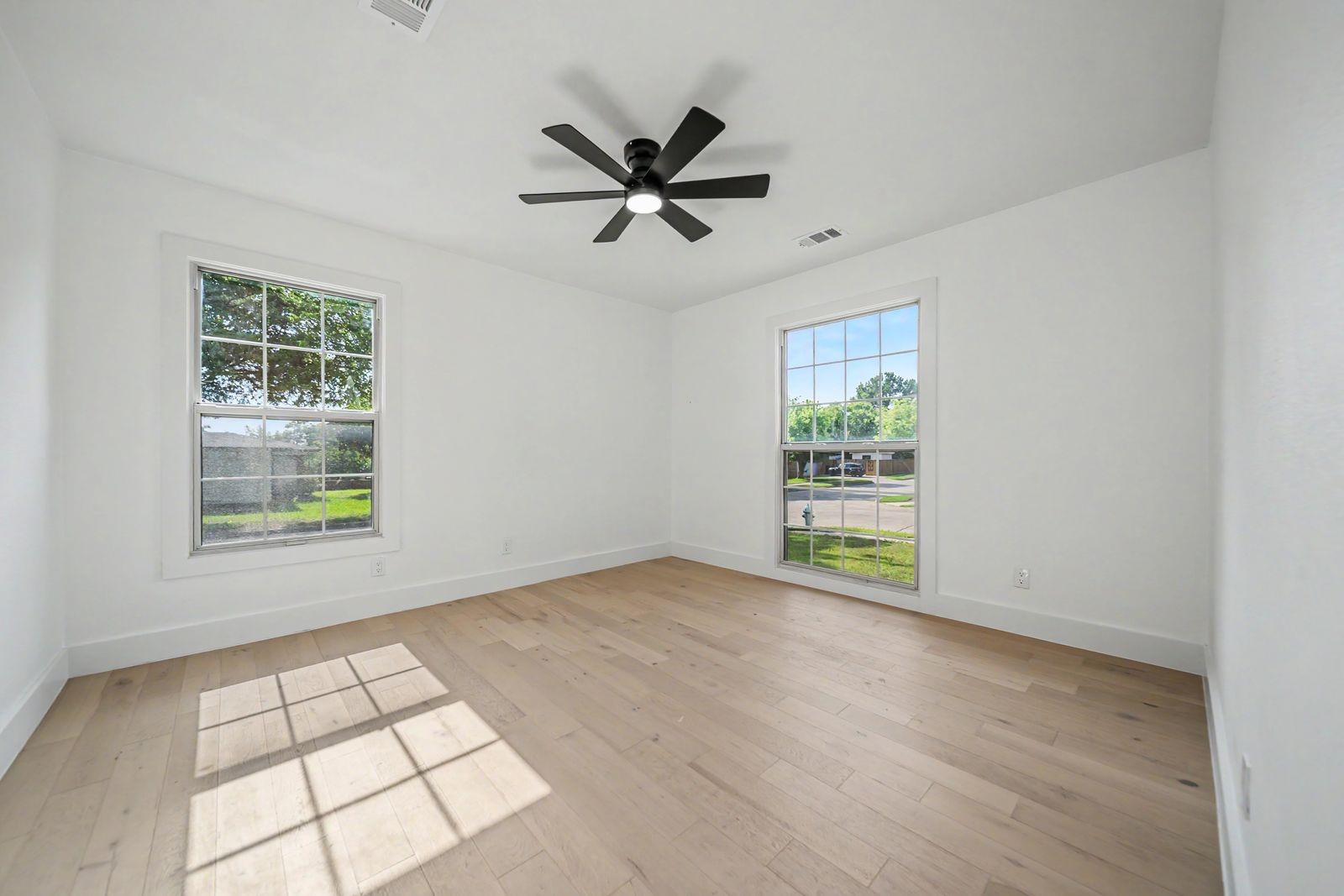 301 Buhler Drive Garland TX 75040