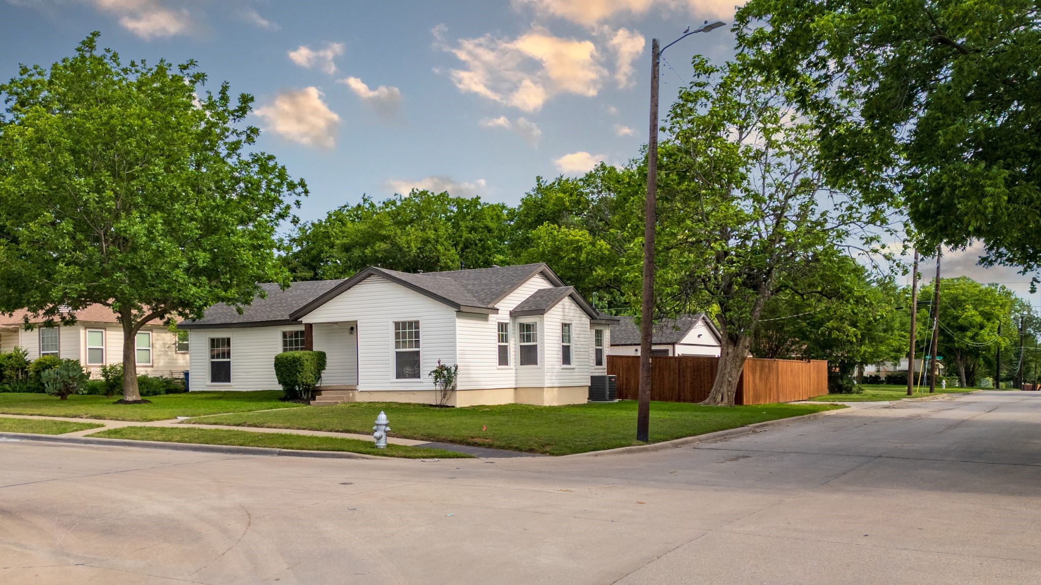 301 Buhler Drive Garland TX 75040