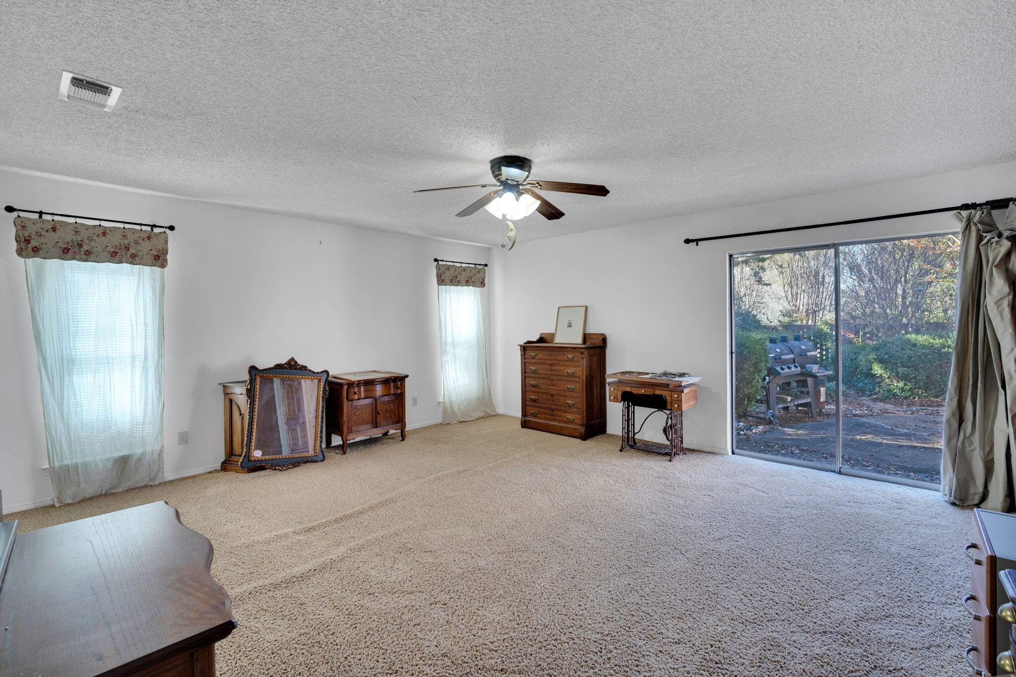 214 Willow Creek Lane Ovilla TX 75154
