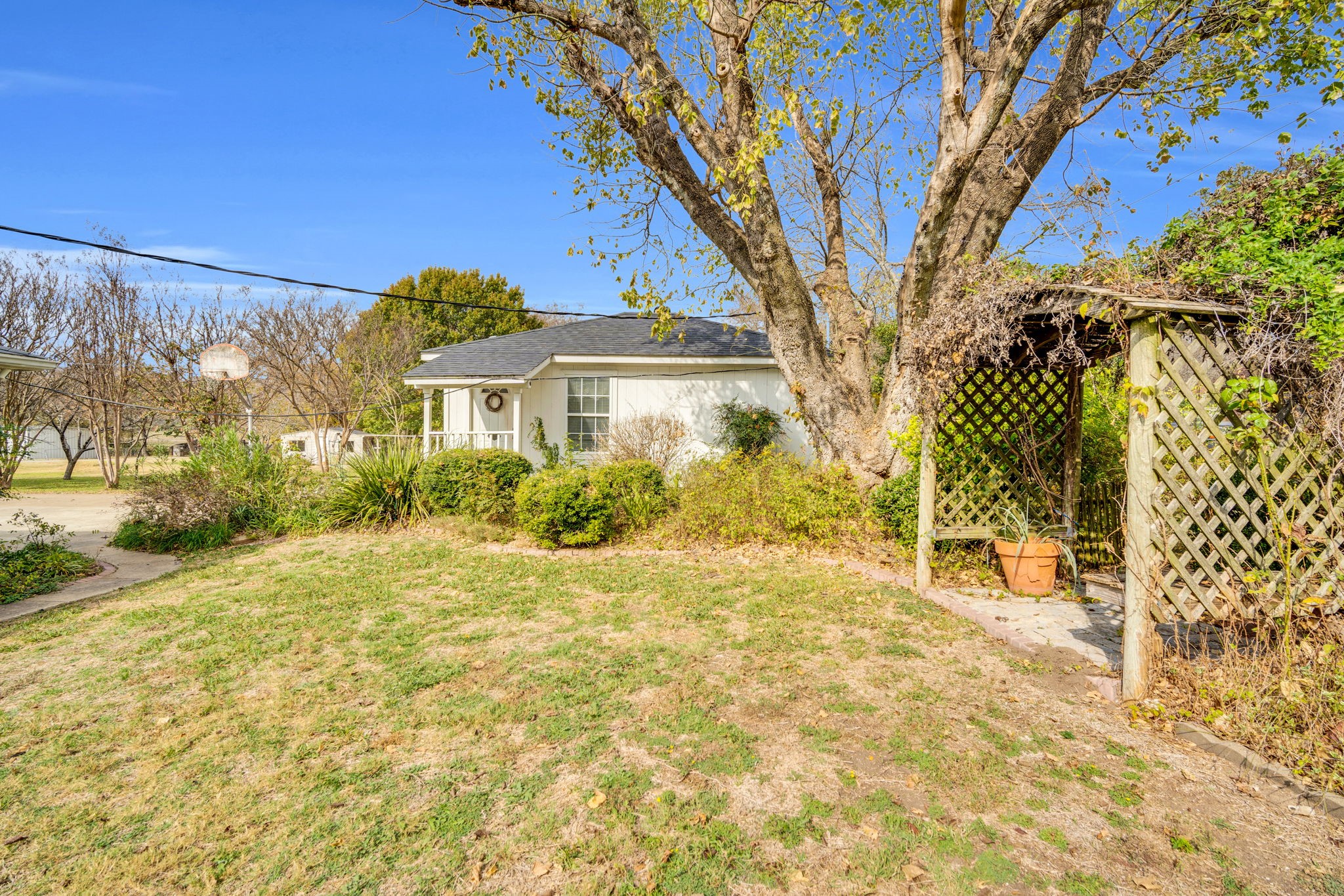 214 Willow Creek Lane Ovilla TX 75154