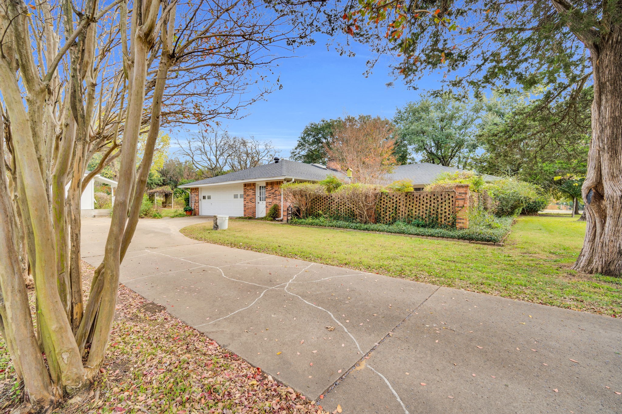 214 Willow Creek Lane Ovilla TX 75154