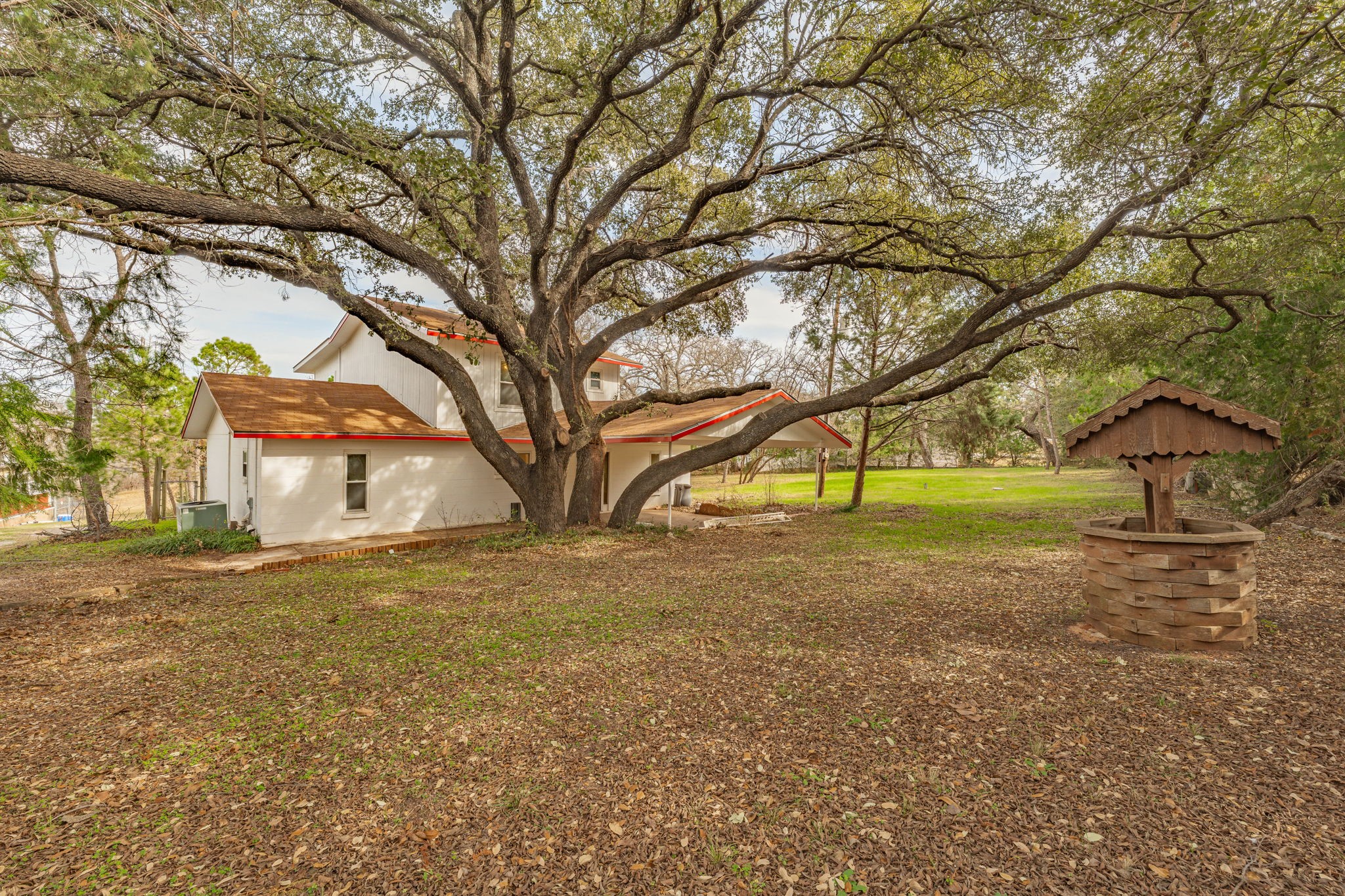 216 Broken Arrow Comanche TX 76442
