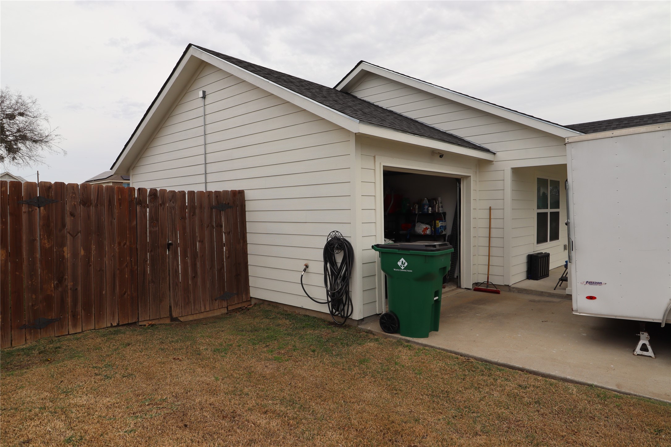 309 Thomas Street Terrell TX 75160