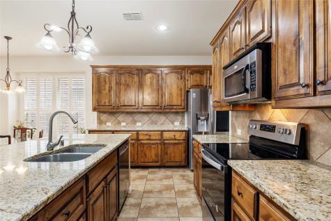 10708 Leesa Drive Mckinney TX 75072
