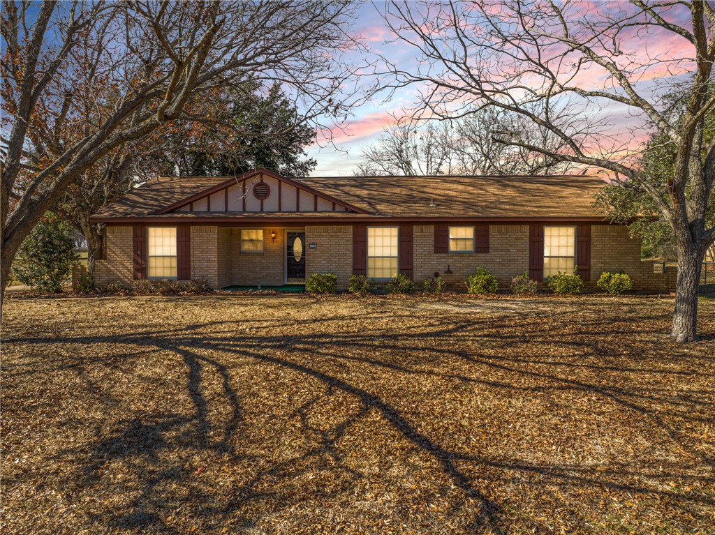 904 Evelyn Drive Lorena TX 76655
