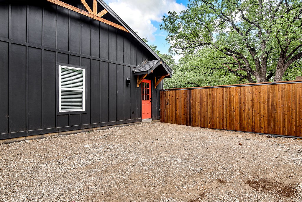 90 Live Oak Street Alvarado TX 76009