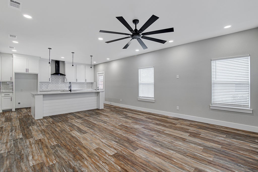 90 Live Oak Street Alvarado TX 76009