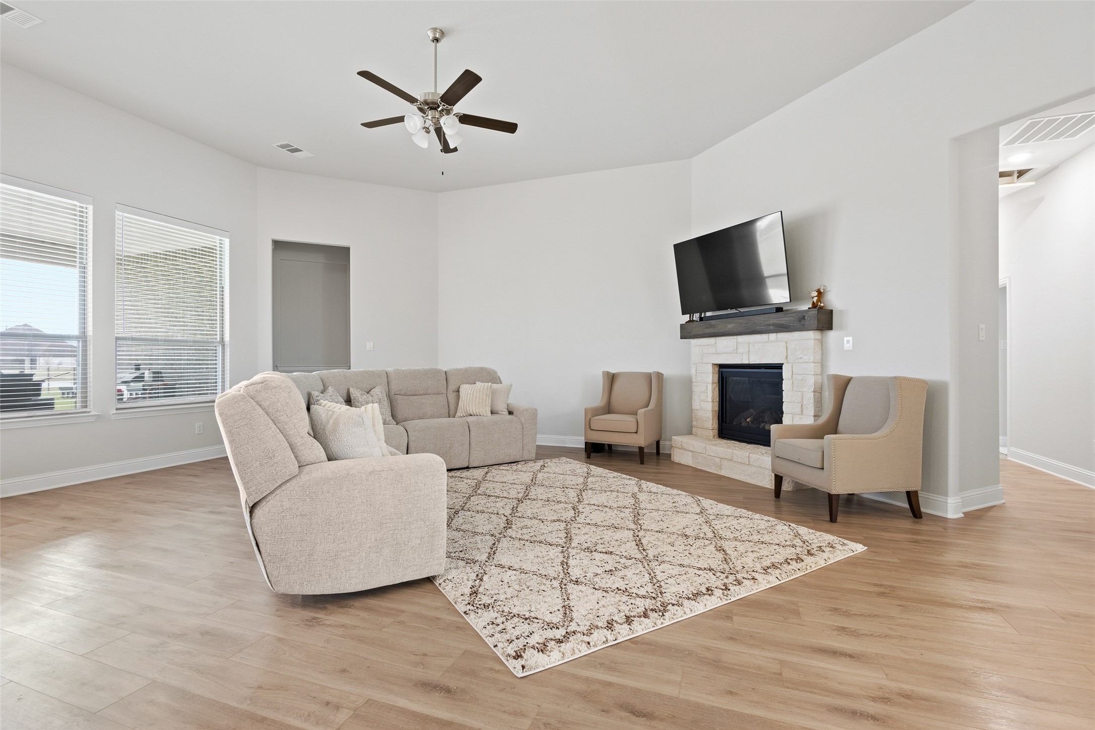 8295 Honeywell Avenue Greenville TX 75402