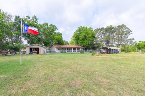 813 County Road 237 Eastland TX 76448