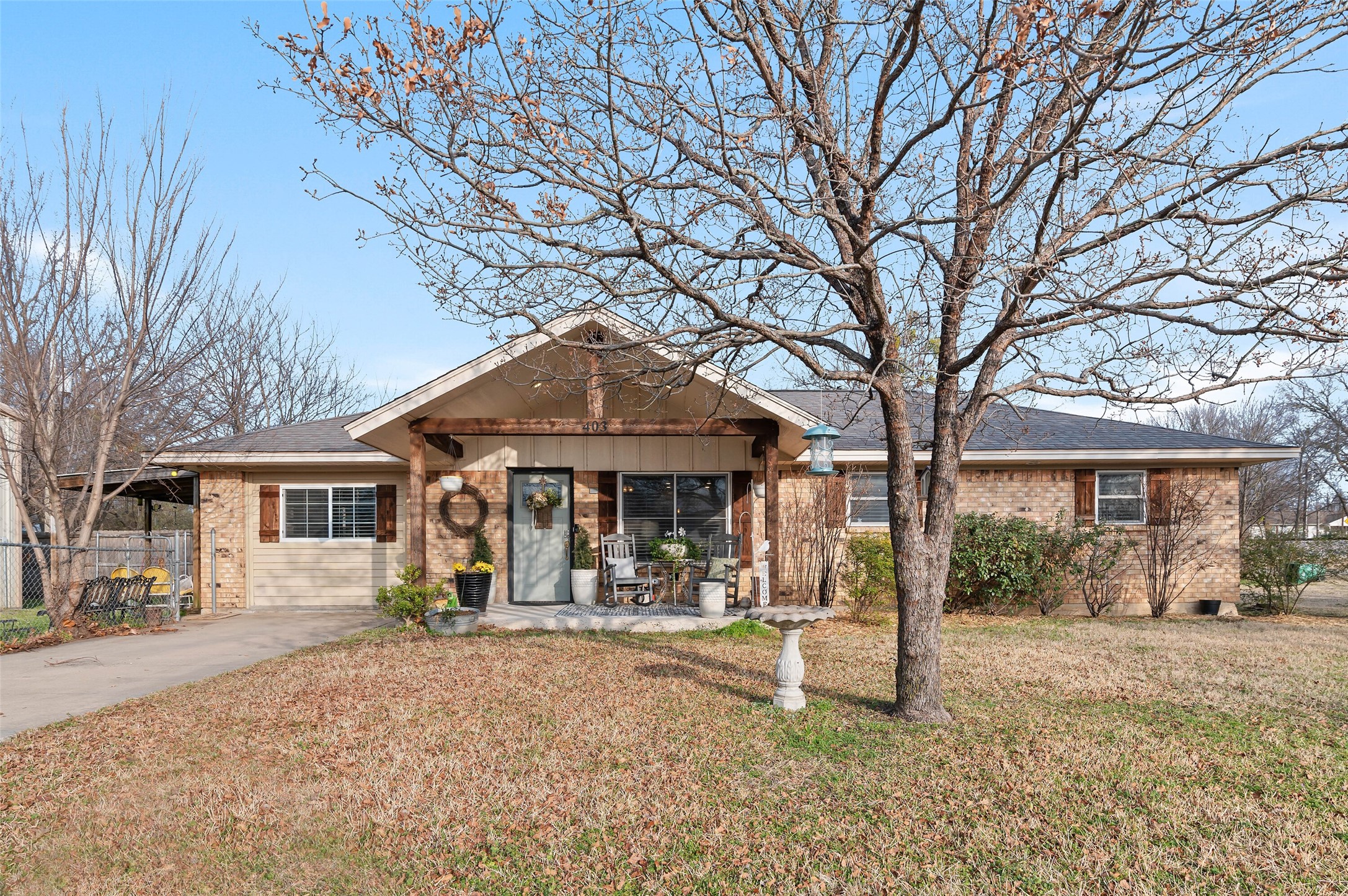 403 Magnolia Avenue Pottsboro TX 75076