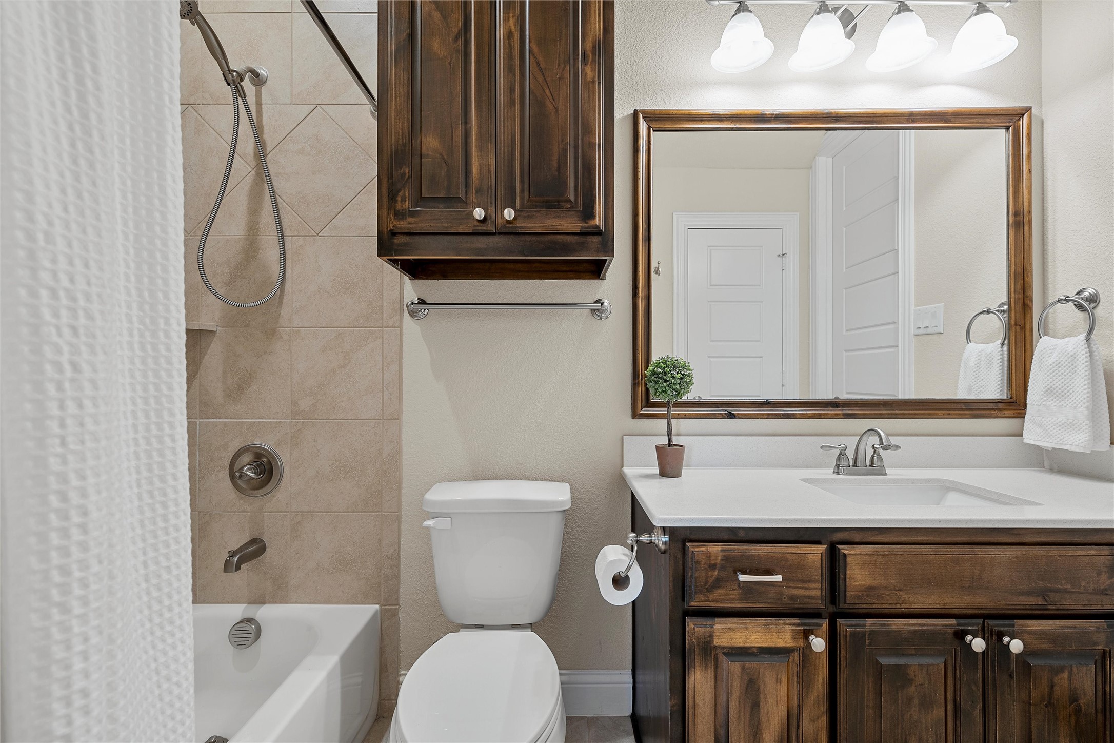 104 Hoyt Drive Woodway TX 76712