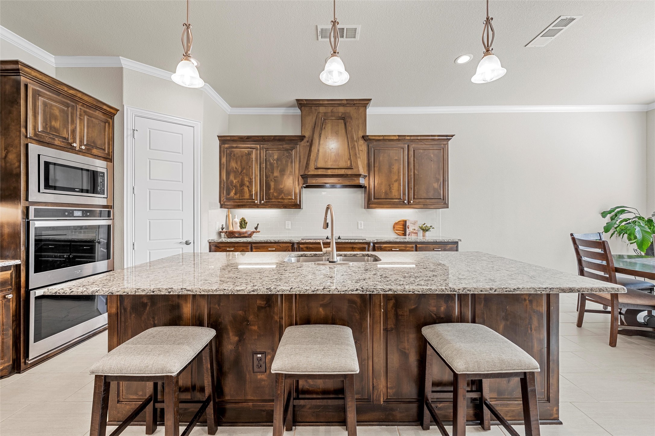 104 Hoyt Drive Woodway TX 76712