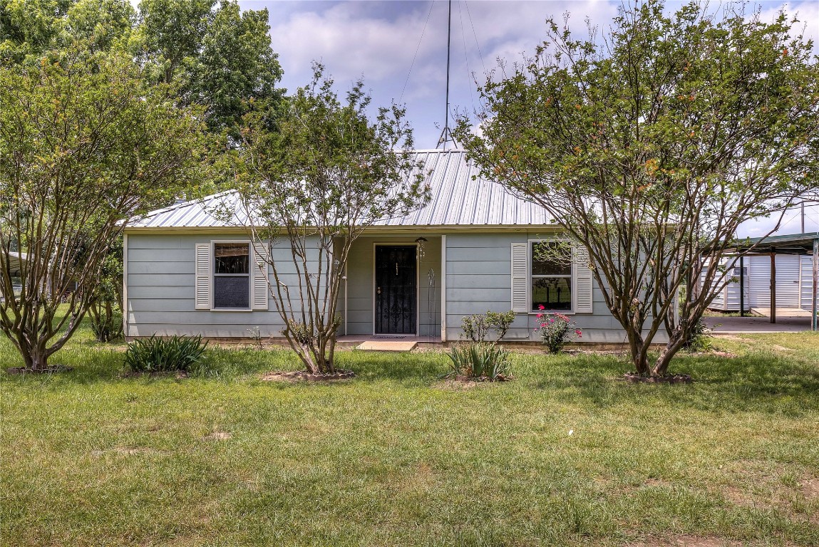 234 Rs County Road 3332 Emory TX 75440