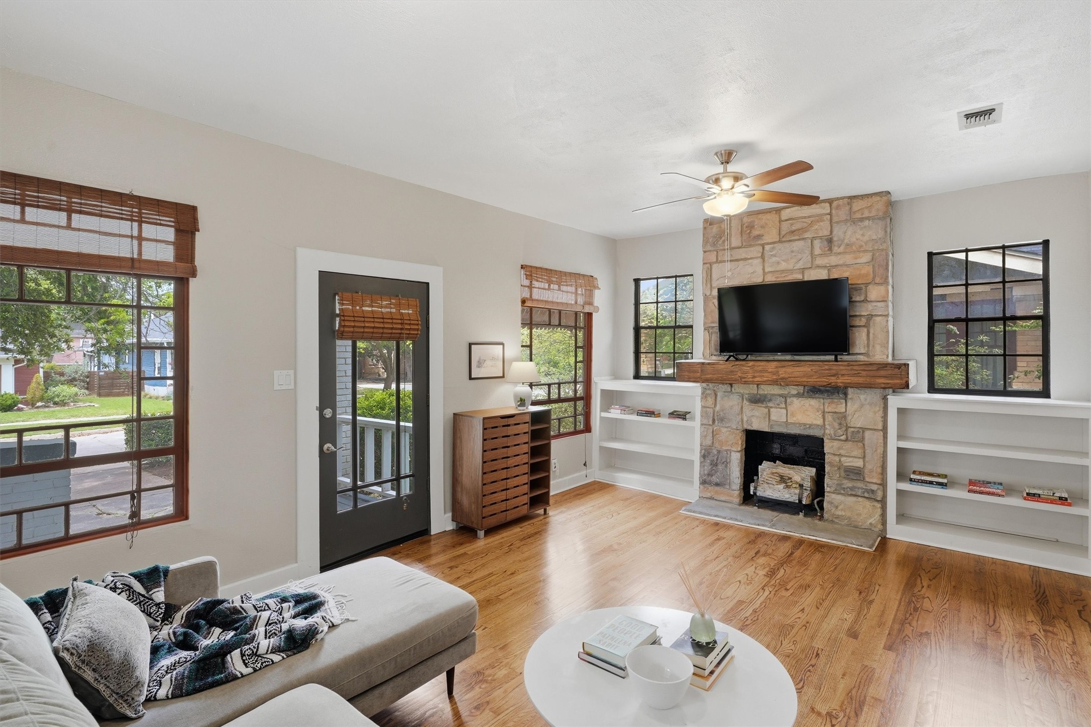 1909 6th Avenue Fort Worth TX 76110