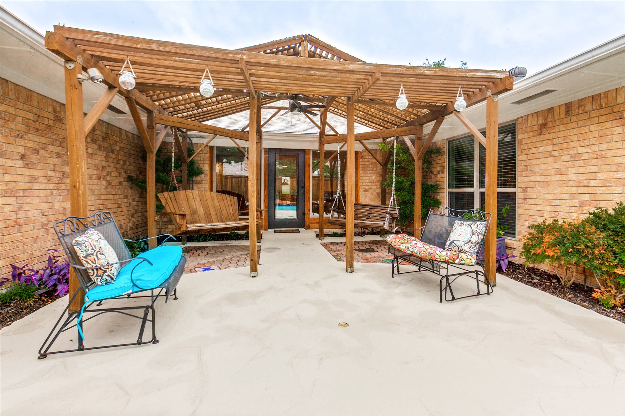 504 Goodwin Drive Richardson TX 75081