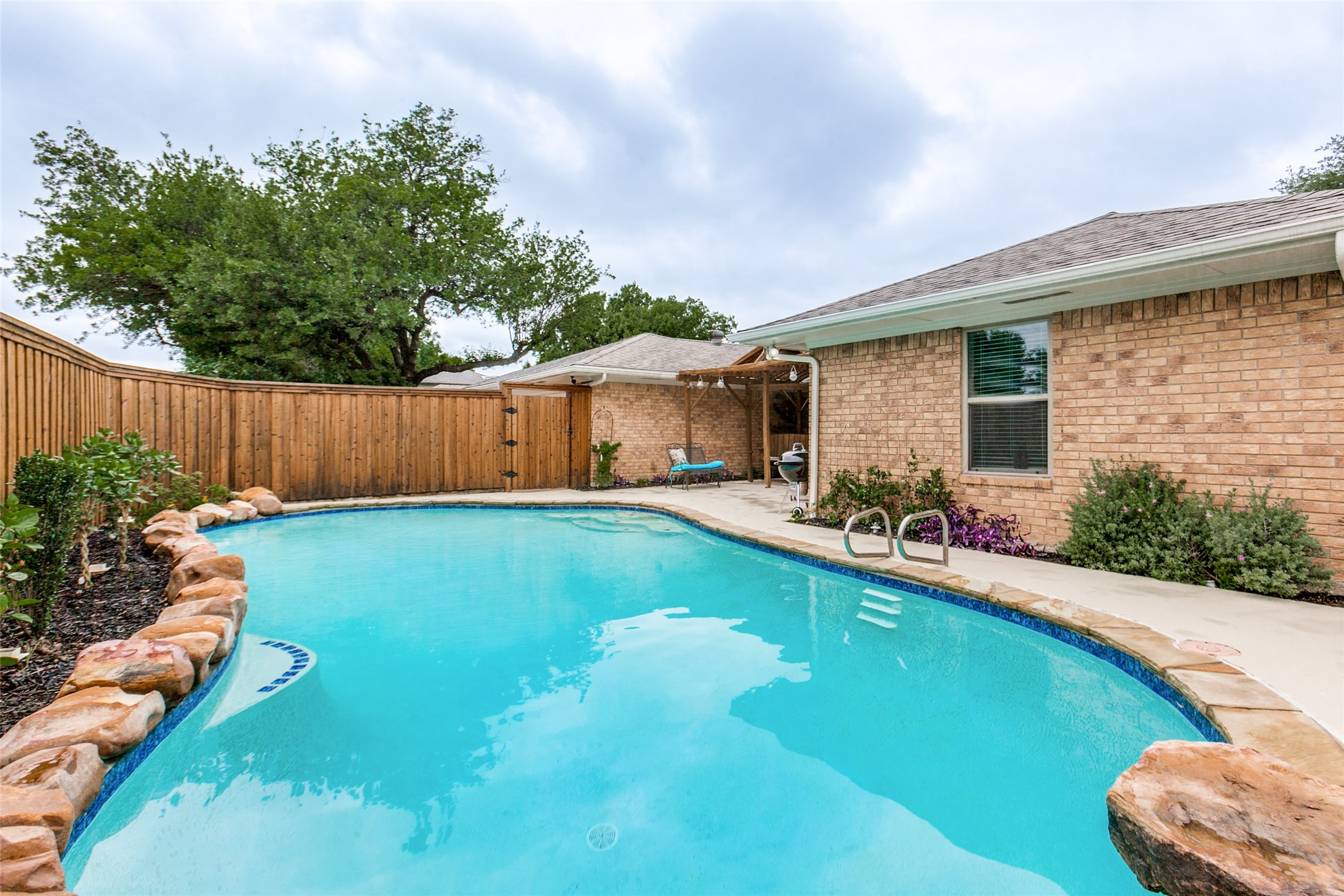 504 Goodwin Drive Richardson TX 75081