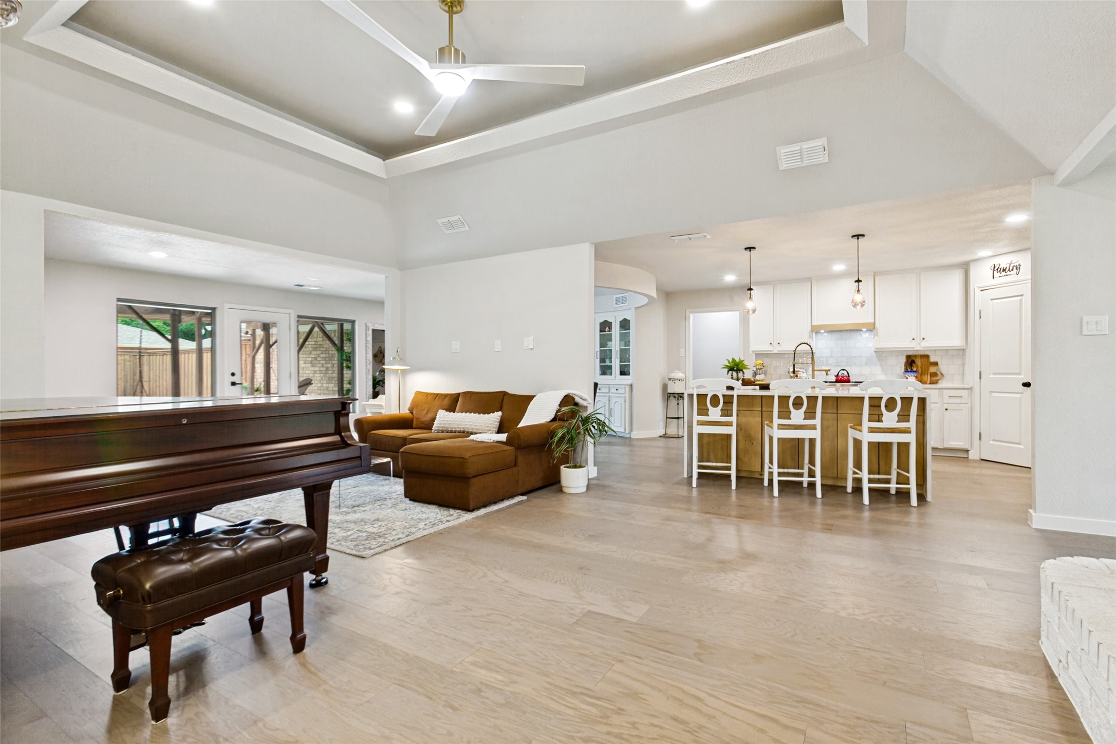 504 Goodwin Drive Richardson TX 75081