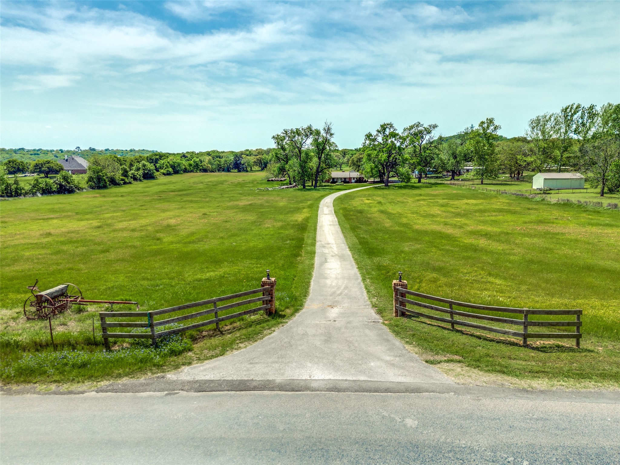 1905 County Road 913 Joshua TX 76058