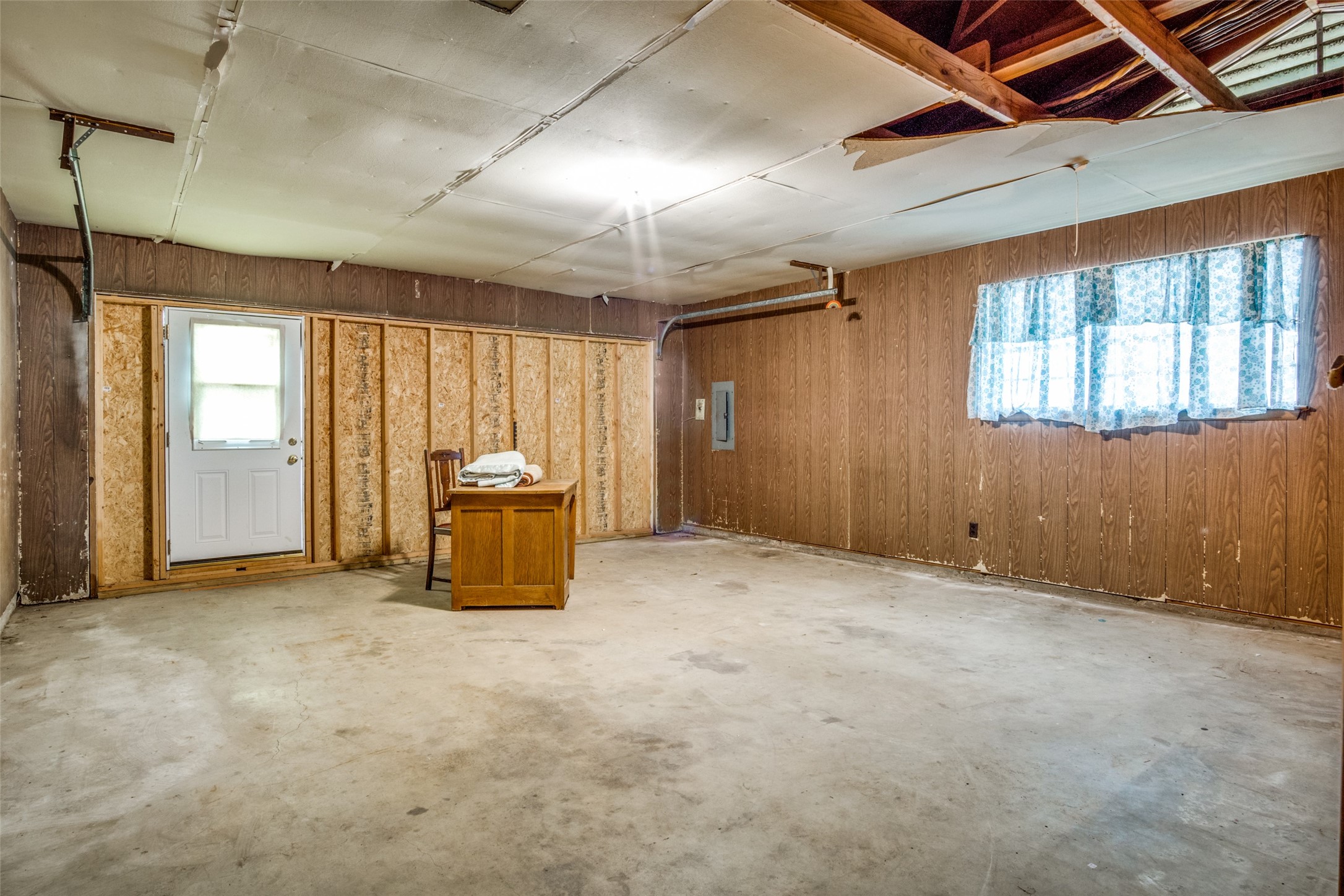 1905 County Road 913 Joshua TX 76058