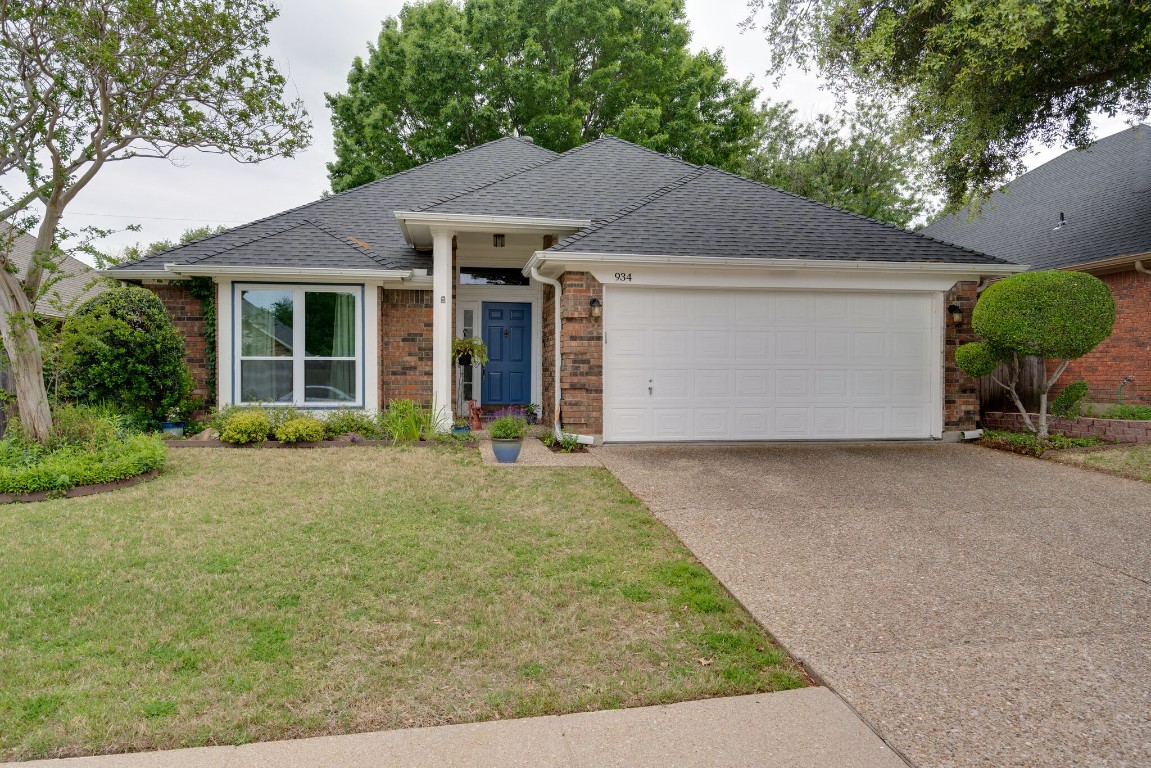 934 Freshwood Court Arlington TX 76017