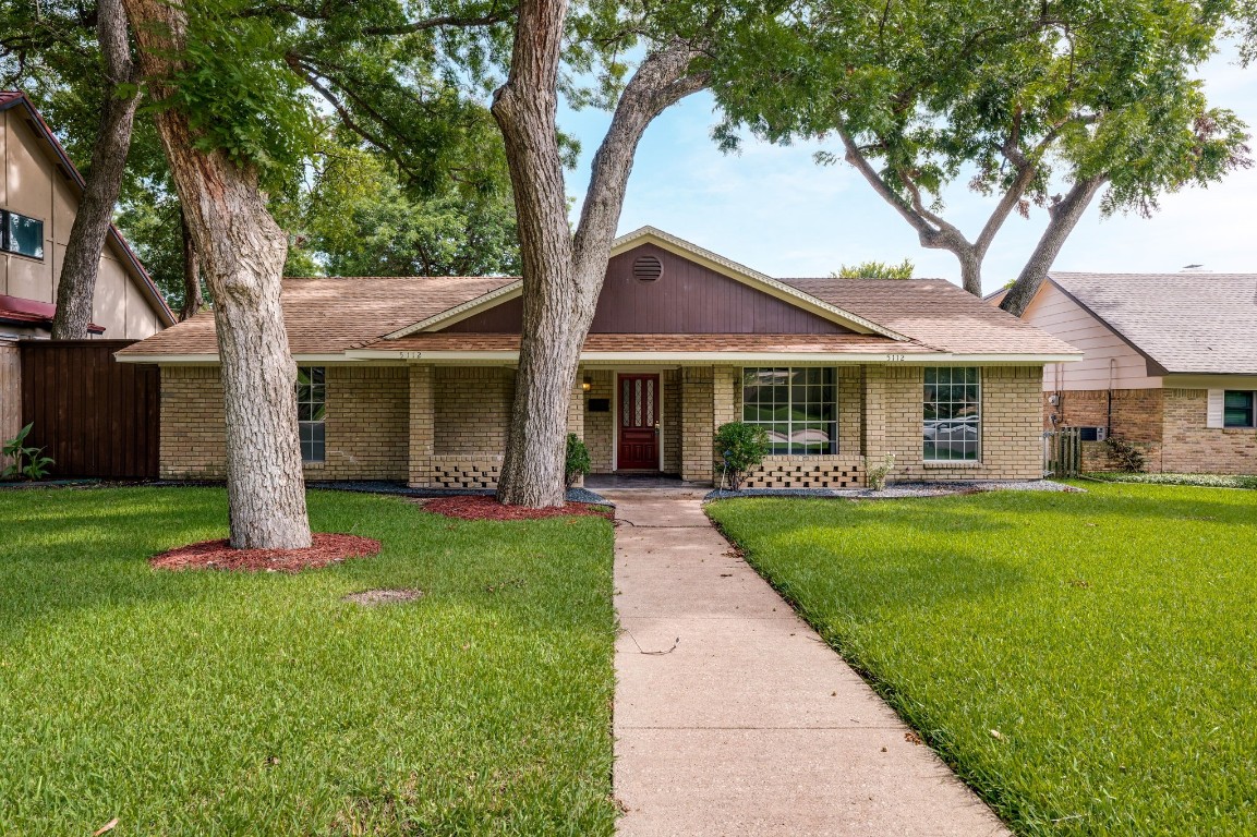 5112 Everglade Road Dallas TX 75227