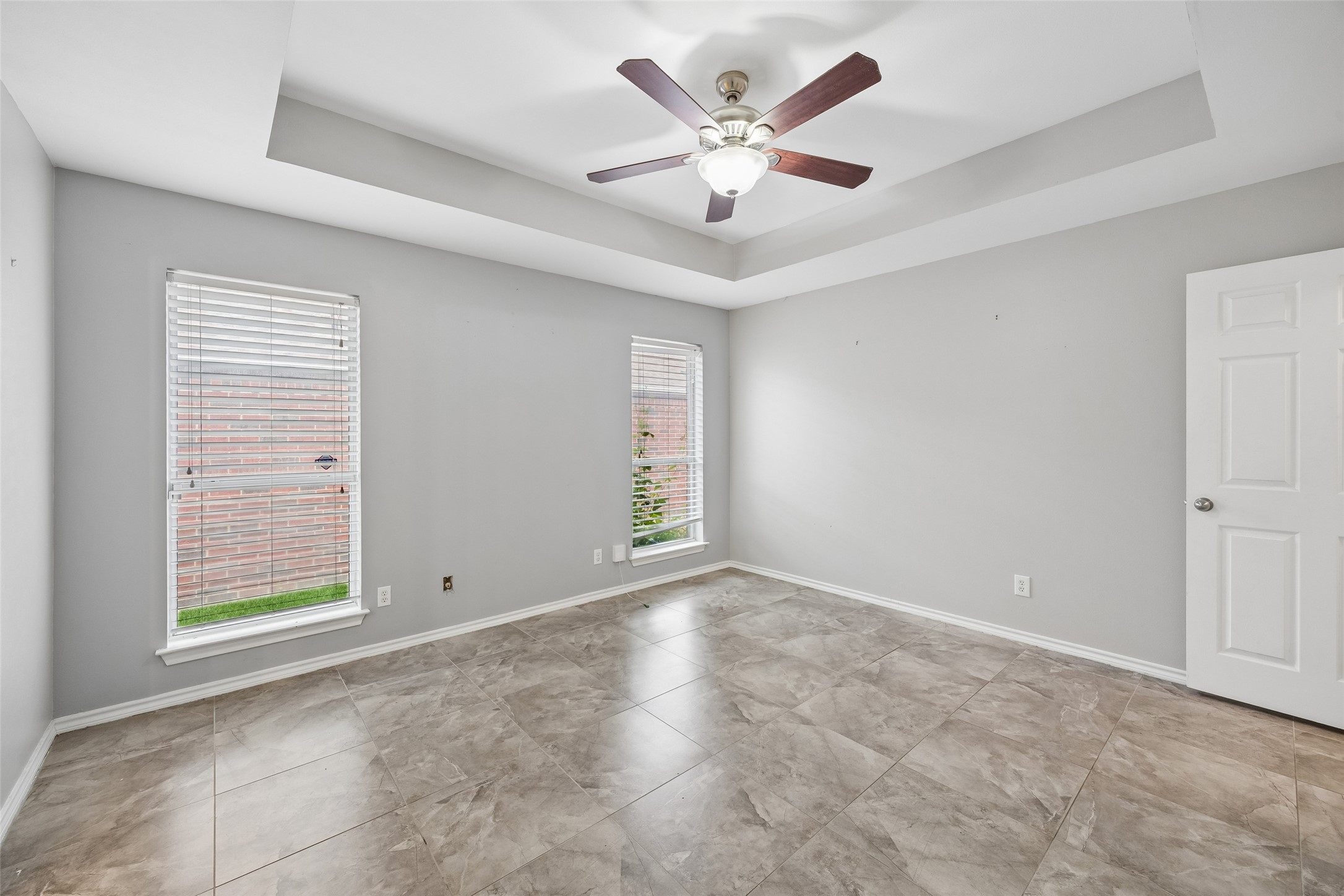 716 Ashbrook Drive Desoto TX 75115