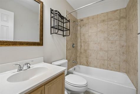 716 Ashbrook Drive Desoto TX 75115