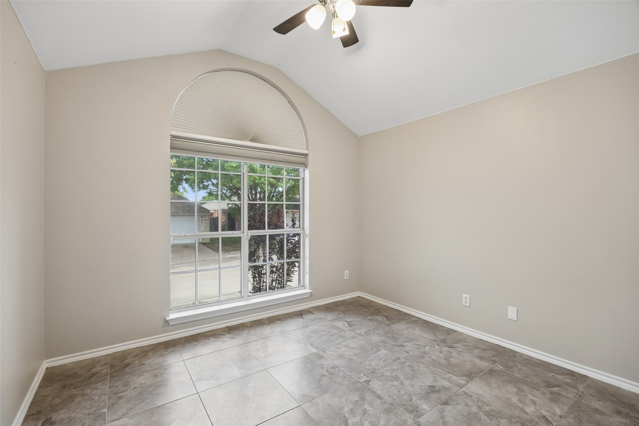 716 Ashbrook Drive Desoto TX 75115