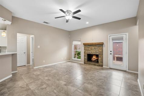 716 Ashbrook Drive Desoto TX 75115