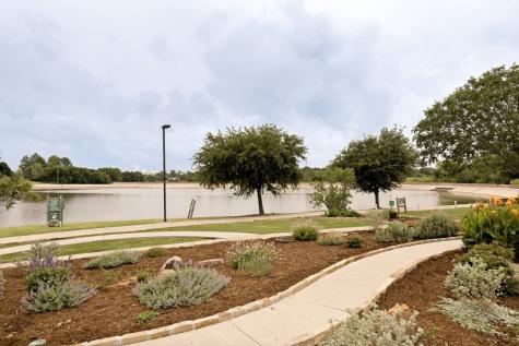 1010 Noble Avenue Carrollton TX 75006